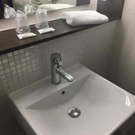 The Originals City, Le Gayant, Hotel