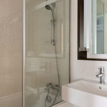 Hotel The Originals City, Le Gayant, 3*