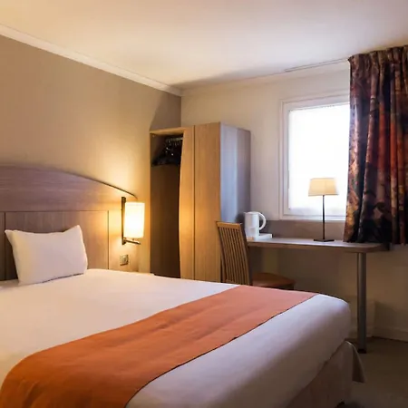 Hotel The Originals City, Le Gayant,