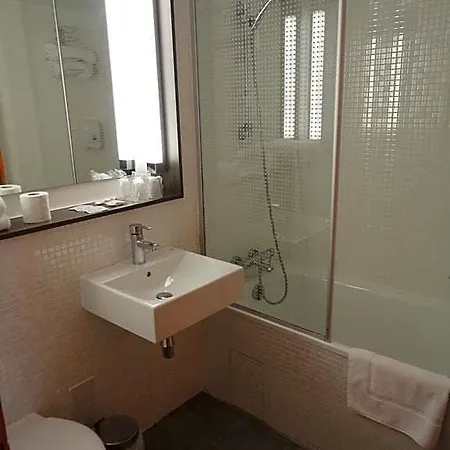 The Originals City, Le Gayant, Otel 3*