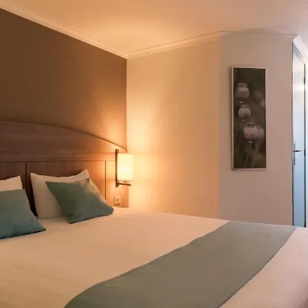 Hotel The Originals City, Le Gayant,